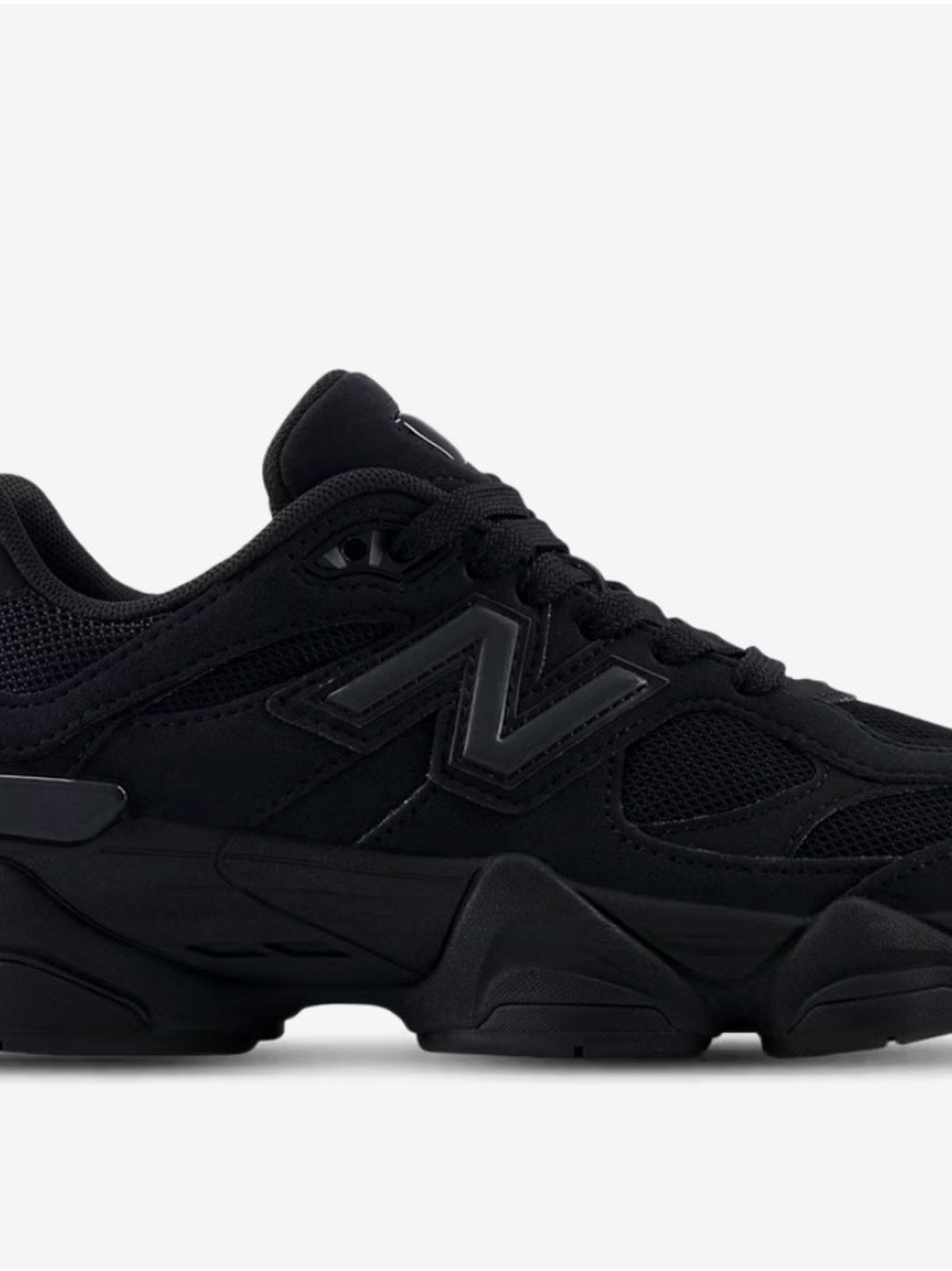 New Balance 9060 Boy’s Black Chunky Sneaker